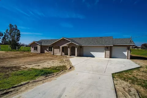 16916 Road 31, Madera, CA 93636 photo 1