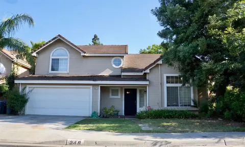 248 W Athens Ave, Clovis, CA 93611 photo 1