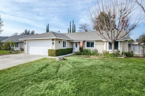 2966 Terry Ave, Clovis, CA 93612 photo 1