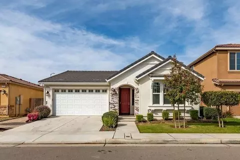 3286 Carmelita Ave, Clovis, CA 93619 photo 1