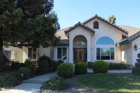924 Suburban Ave, Madera, CA 93637 photo 1
