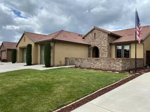 3351 Finchwood Ave, Clovis, CA 93619 photo 1