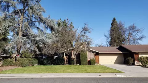 2000 E Vassar Ave, Visalia, CA 93292 photo 1