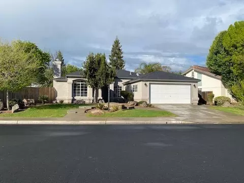 1719 Athens Ave, Clovis, CA 93611 photo 1