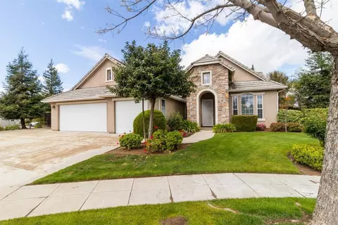 2717 Calimyrna Ave, Clovis, CA 93611 photo 1