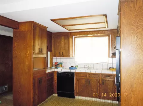 224 E Dunham St, Madera, CA 93637 photo 4