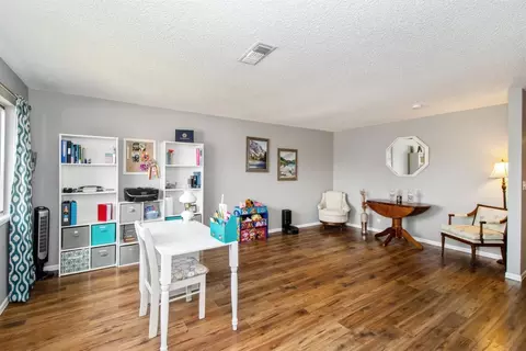 2008 Dennis Dr, Selma, CA 93662 photo 5