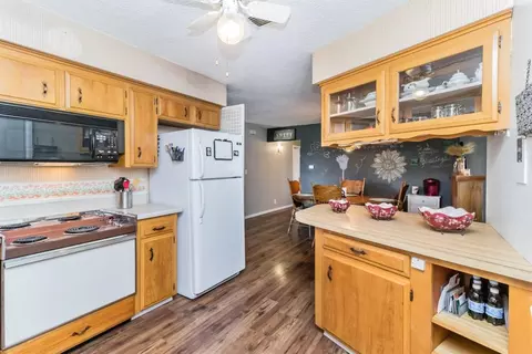 2008 Dennis Dr, Selma, CA 93662 photo 10
