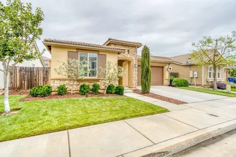 3523 Hampton Ave, Clovis, CA 93619 photo 1