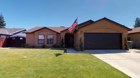 3002 Winter Way, Madera, CA 93637 photo 1