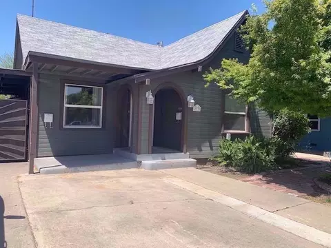 717 S Locust, Visalia, CA 93277 photo 1