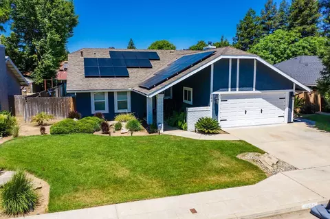 2479 Dennis Ave, Clovis, CA 93611 photo 1