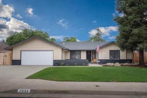 3044 Burgan Ave, Clovis, CA 93611 photo 1