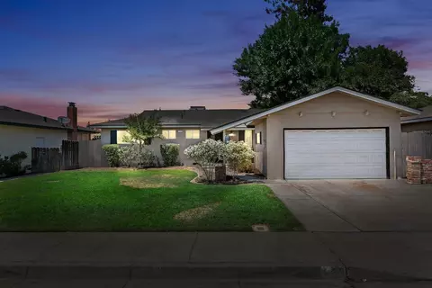 729 W Indianapolis Ave, Clovis, CA 93612 photo 1