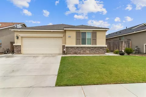 3834 Evergreen Ave, Visalia, CA 93292 photo 1