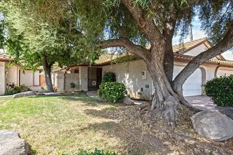 2524 Driftwood Dr, Madera, CA 93637 photo 1
