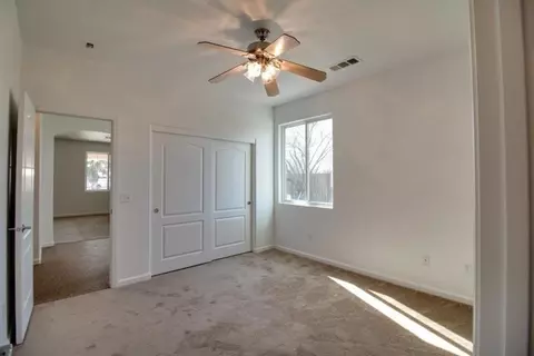520 E Ferguson Ct, Visalia, CA 93292 photo 9