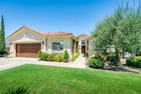 2525 Fairmont Ave, Clovis, CA 93611 photo 1