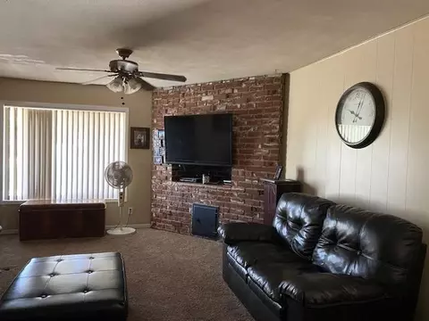 110 9th St, Chowchilla, CA 93610 photo 5