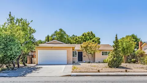 3096 Minnewawa Ave, Clovis, CA 93612 photo 1