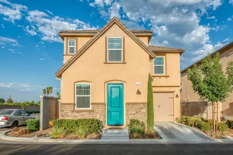 1311 Nabors Dr, Clovis, CA 93619 photo 1