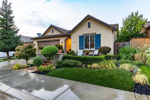 3027 Browning Ave, Clovis, CA 93619 photo 1