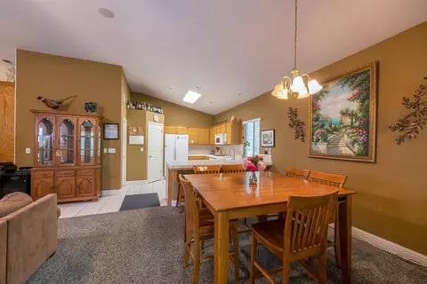 2329 Prescott Ave, Clovis, CA 93619 photo 6