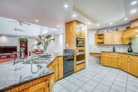 575 W Alluvial Ave, Clovis, CA 93611 photo 16