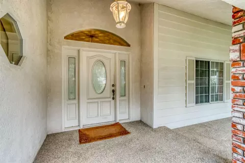 575 W Alluvial Ave, Clovis, CA 93611 photo 4