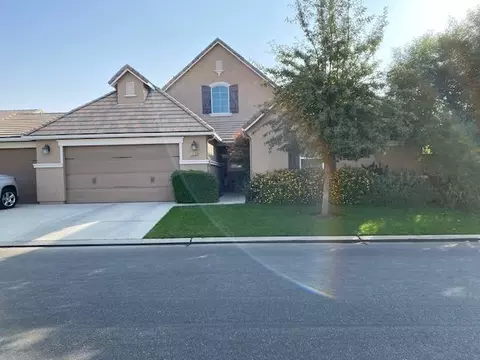 1633 N Broadbent Ln, Clovis, CA 93619 photo 1