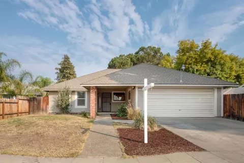 1629 Donner Ave, Clovis, CA 93611 photo 1