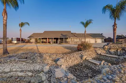 20147 Del Mar Rd, Madera, CA 93638 photo 1