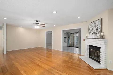 1527 Tollhouse Ln, Clovis, CA 93611 photo 7