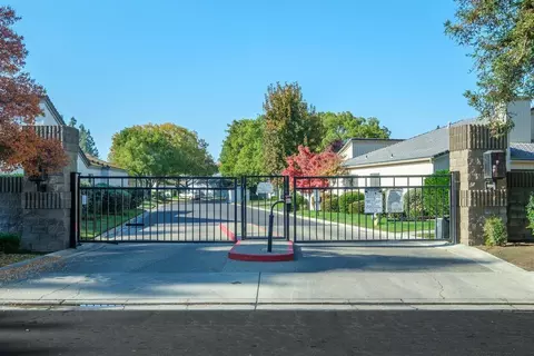 1527 Tollhouse Ln, Clovis, CA 93611 photo 26
