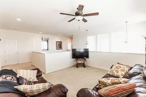 883 S Kenneth Ave, Kerman, CA 93630 photo 15