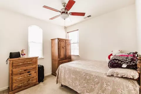 883 S Kenneth Ave, Kerman, CA 93630 photo 10