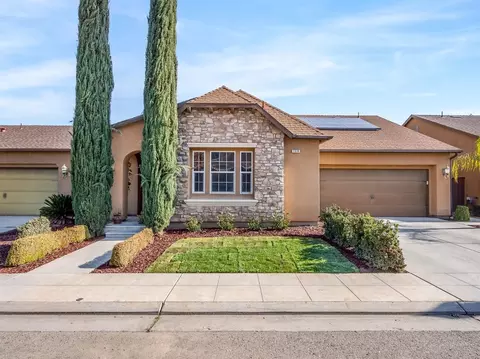 1519 N Dara Ave, Clovis, CA 93619 photo 1