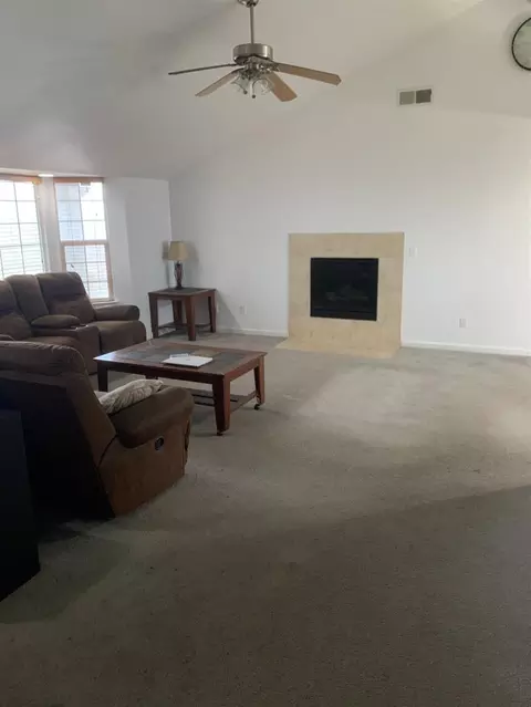 21414 Lomita, Madera, CA 93638 photo 7