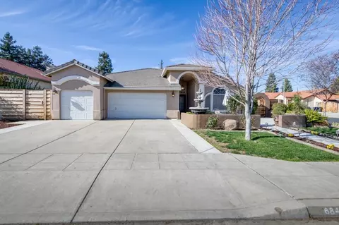 684 N Oxford Ave, Clovis, CA 93611 photo 5
