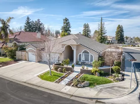 684 N Oxford Ave, Clovis, CA 93611 photo 47