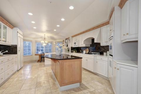 1564 Barnett Cir, Carmichael, CA 95608 photo 12