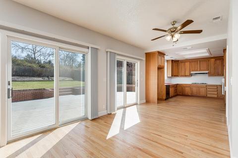 7225 Willowbank Way, Carmichael, CA 95608 photo 10