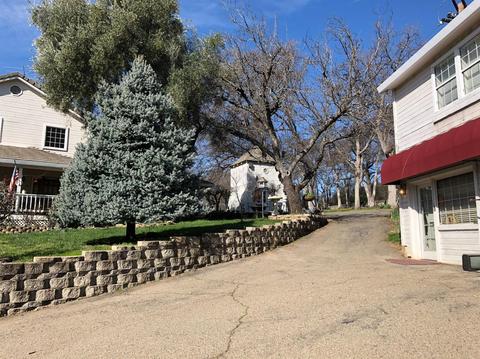 665 Placerville Drive Dr, Placerville, CA 95667 photo 3