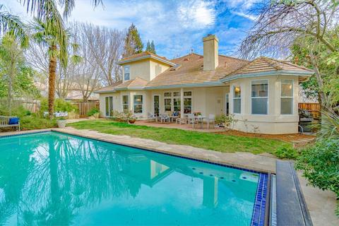3242 Conquistador Way, Davis, CA 95618 photo 2