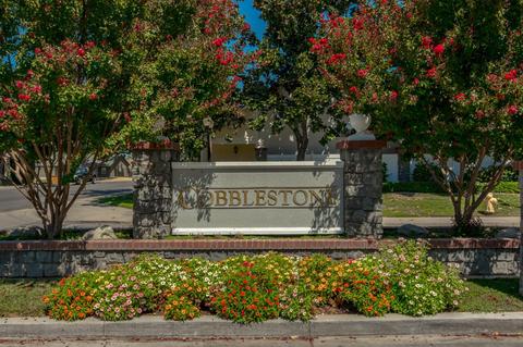 2816 Quarry Stone St, Modesto, CA 95355 photo 2