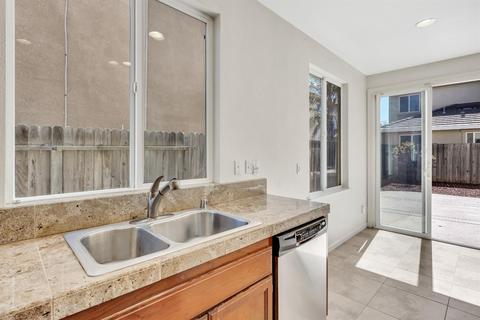 869 Courtyards Loop, Lincoln, CA 95648 photo 13