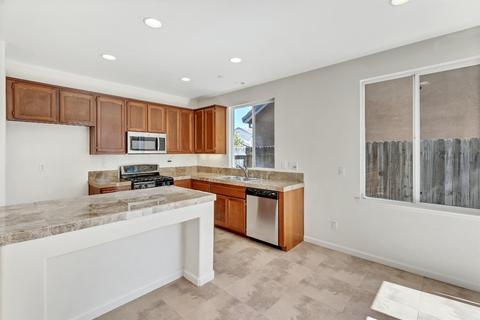 869 Courtyards Loop, Lincoln, CA 95648 photo 11