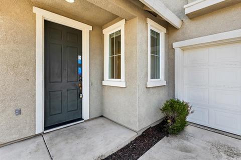 869 Courtyards Loop, Lincoln, CA 95648 photo 4