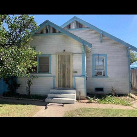 320 Flora St, Lodi, CA 95240 photo 1
