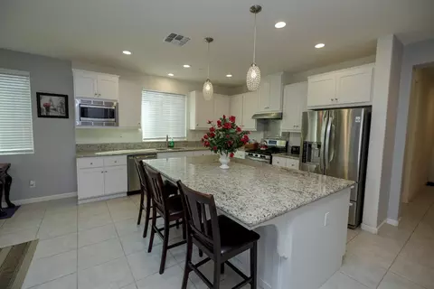5190 Amaryllis Way, Keyes, CA 95328 photo 3